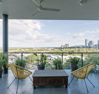 Luxury  Location - Sea Views with Modern Class  - Accommodation BNB