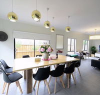 Luxury 9 BRM house in Melbourne - Accommodation BNB