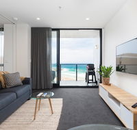 Luxury Beachfront Apartment In Newcastle - Accommodation BNB