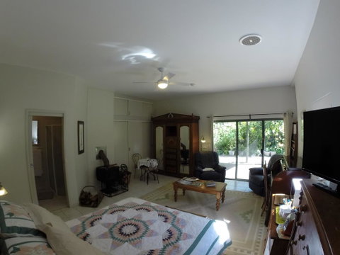 Mandalay House - Accommodation BNB 2
