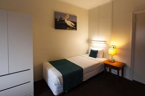 Manly Hotel - Accommodation BNB 0