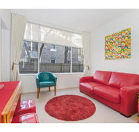 Manly Tranquil Escape - Modern Flat With Pool - Accommodation BNB