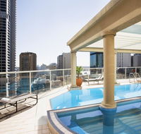 Mantra 2 Bond Street