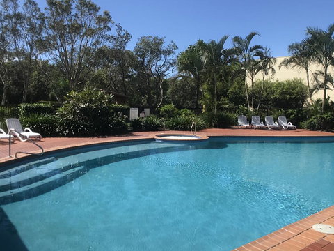 Marcoola Beachfront 3BR -Pool-100m To The Beach. - Accommodation BNB 1