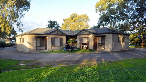Marion Holiday Park - Accommodation BNB 0