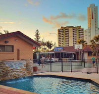 Maxmee Resort formally Surfers Paradise Backpackers - Accommodation BNB