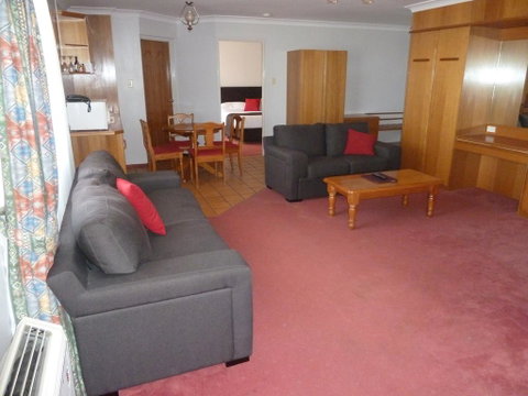 McNevins Warwick Motel - Accommodation BNB 1