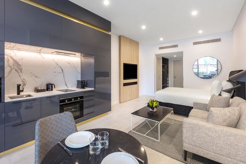 Meriton Suites Broadbeach - Accommodation BNB 2