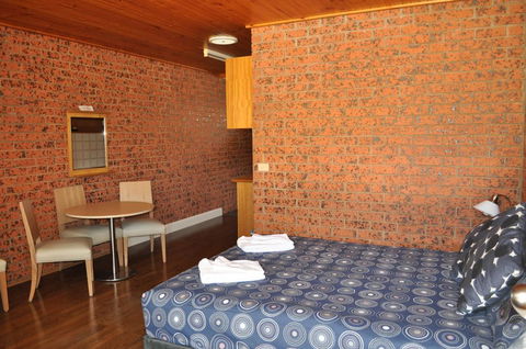 Merrijig Motor Inn - Accommodation BNB 1
