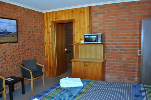 Merrijig Motor Inn - Accommodation BNB 2