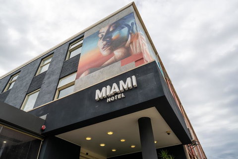 Miami Hotel Melbourne - Accommodation BNB 0
