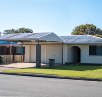Michael Street 39 Golden Beach - Accommodation BNB