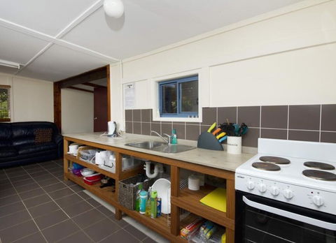 Mick's Beach Cottage - Seal Rocks Beachfront - Accommodation BNB 2