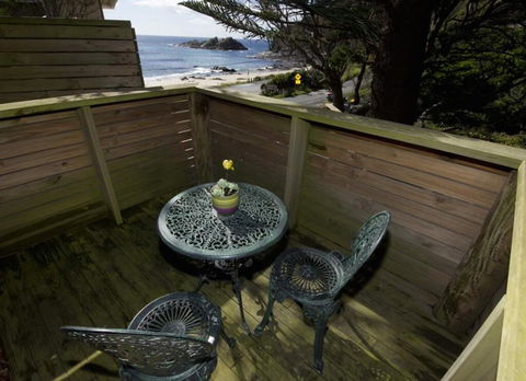 Mick's Beach Cottage - Seal Rocks Beachfront - Accommodation BNB 1