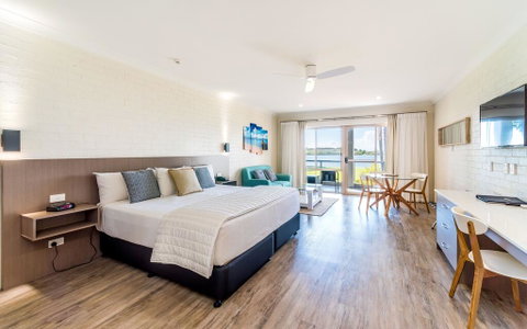 Moby Dick Waterfront Resort Motel - Accommodation BNB 1