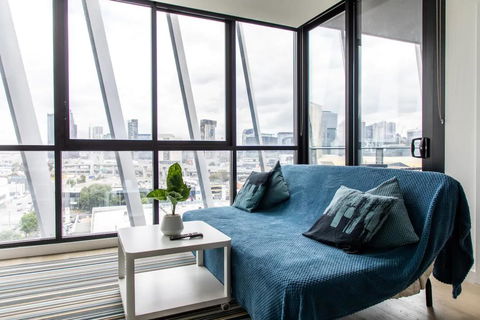 Modern 1 Bedroom Apartment With Rooftop Terrace And Spa - Accommodation BNB 1