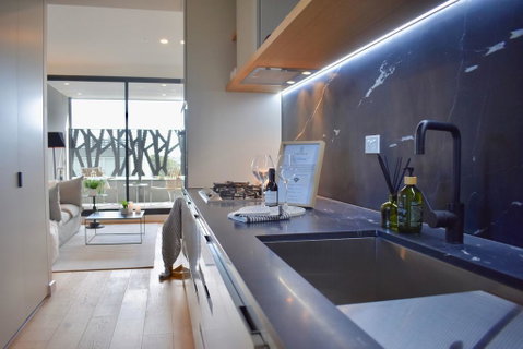 Modern And Elegant Apartment Near The Beach - Accommodation BNB 1