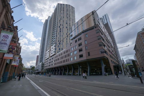 Modern Apartment In Darling Harbour - Accommodation BNB 2