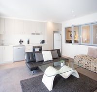 Modern Executive Apartment  Braddon 1BR Wine Wifi Secure Parking Canberra - Accommodation BNB