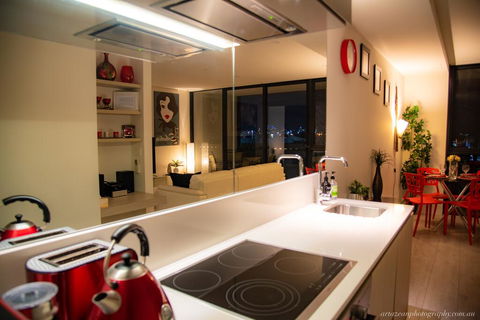 Modern, Clean, Luxury At The Right Price..... - Accommodation BNB 1