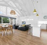 Mudjimba Island Beach House - Accommodation BNB