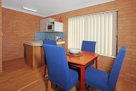 NARRAWALLEE RETREAT - Accommodation BNB 3