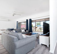 Nelson Bay Getaway 59 - Accommodation BNB