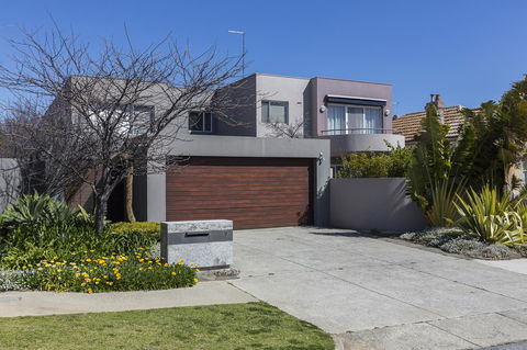Cottesloe Beach House II - Accommodation BNB 28
