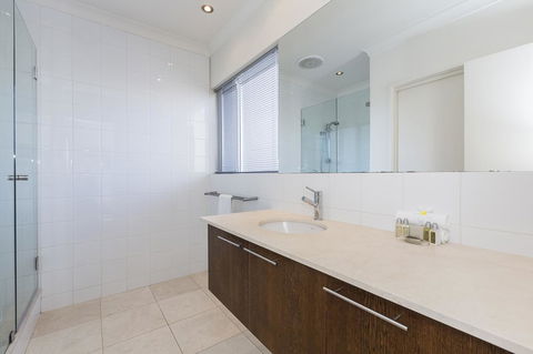 Cottesloe Beach House II - Accommodation BNB 18