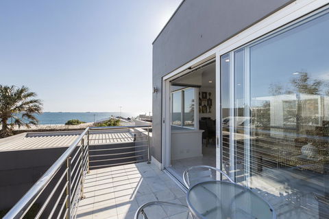 Cottesloe Beach House II - Accommodation BNB 9