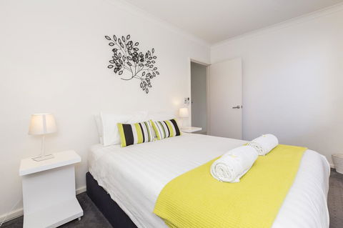 Cottesloe Beach House II - Accommodation BNB 11