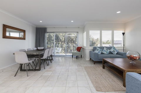 Cottesloe Beach House II - Accommodation BNB 0