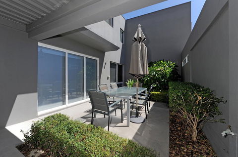 Cottesloe Beach House II - Accommodation BNB 21
