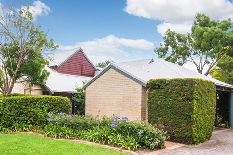 Bayshore Beachside Resort - Accommodation BNB 23