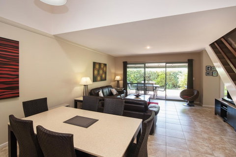 Bayshore Beachside Resort - Accommodation BNB 18