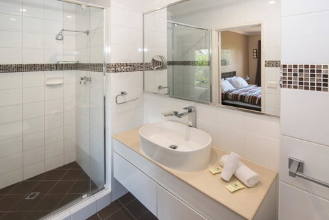 Bayshore Beachside Resort - Accommodation BNB 16