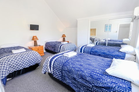 Bayshore Beachside Resort - Accommodation BNB 36