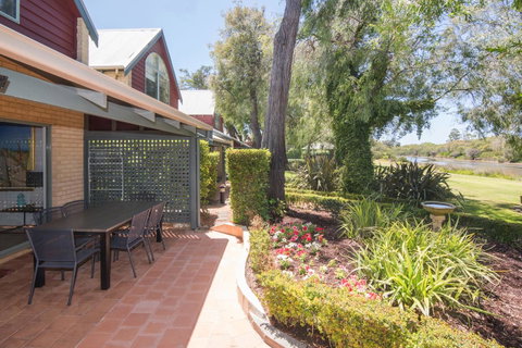 Bayshore Beachside Resort - Accommodation BNB 5
