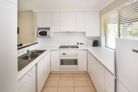 Bayshore Beachside Resort - Accommodation BNB 30