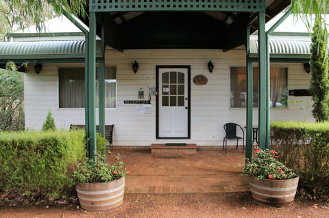 Treenbrook Cottages - Accommodation BNB 7