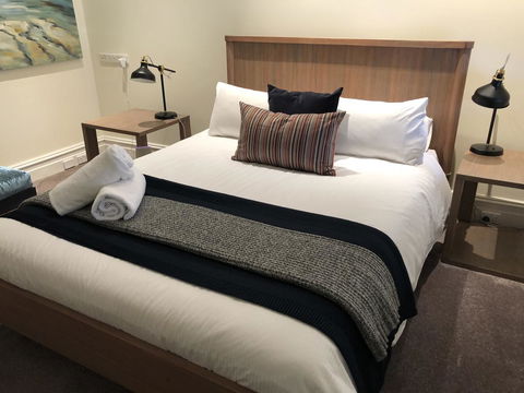 Caves Road Guest Houses - Accommodation BNB 6