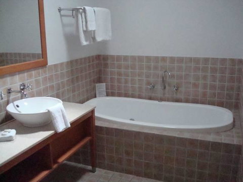 Presidential Bungalow - Accommodation BNB 3
