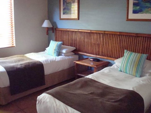 Presidential Bungalow - Accommodation BNB 4