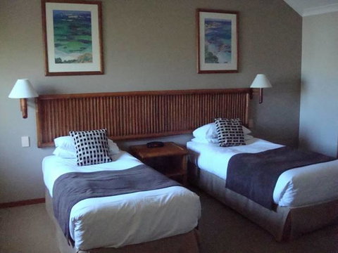 Presidential Bungalow - Accommodation BNB 8