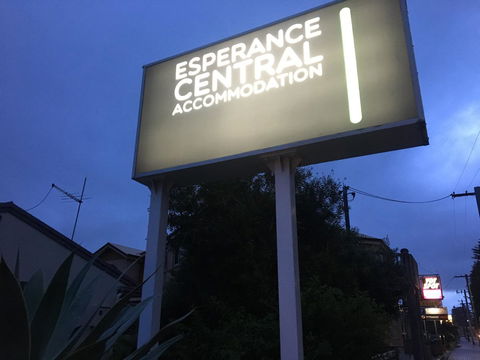 Esperance Central Accommodation - Accommodation BNB 12
