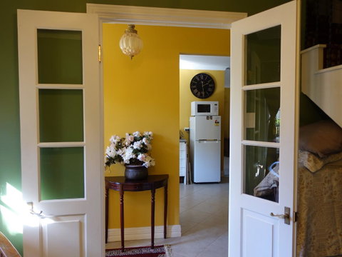 The Blacksmiths Cottage - Accommodation BNB 6