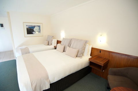 SureStay Hotel By Best Western The Clarence On Melville - Accommodation BNB 8