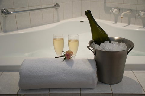 SureStay Hotel By Best Western The Clarence On Melville - Accommodation BNB 20