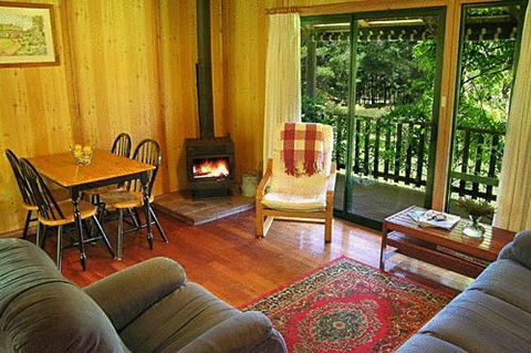 Hawke Brook Chalets - Accommodation BNB 5
