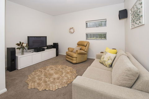 Calm Waters - Accommodation BNB 29